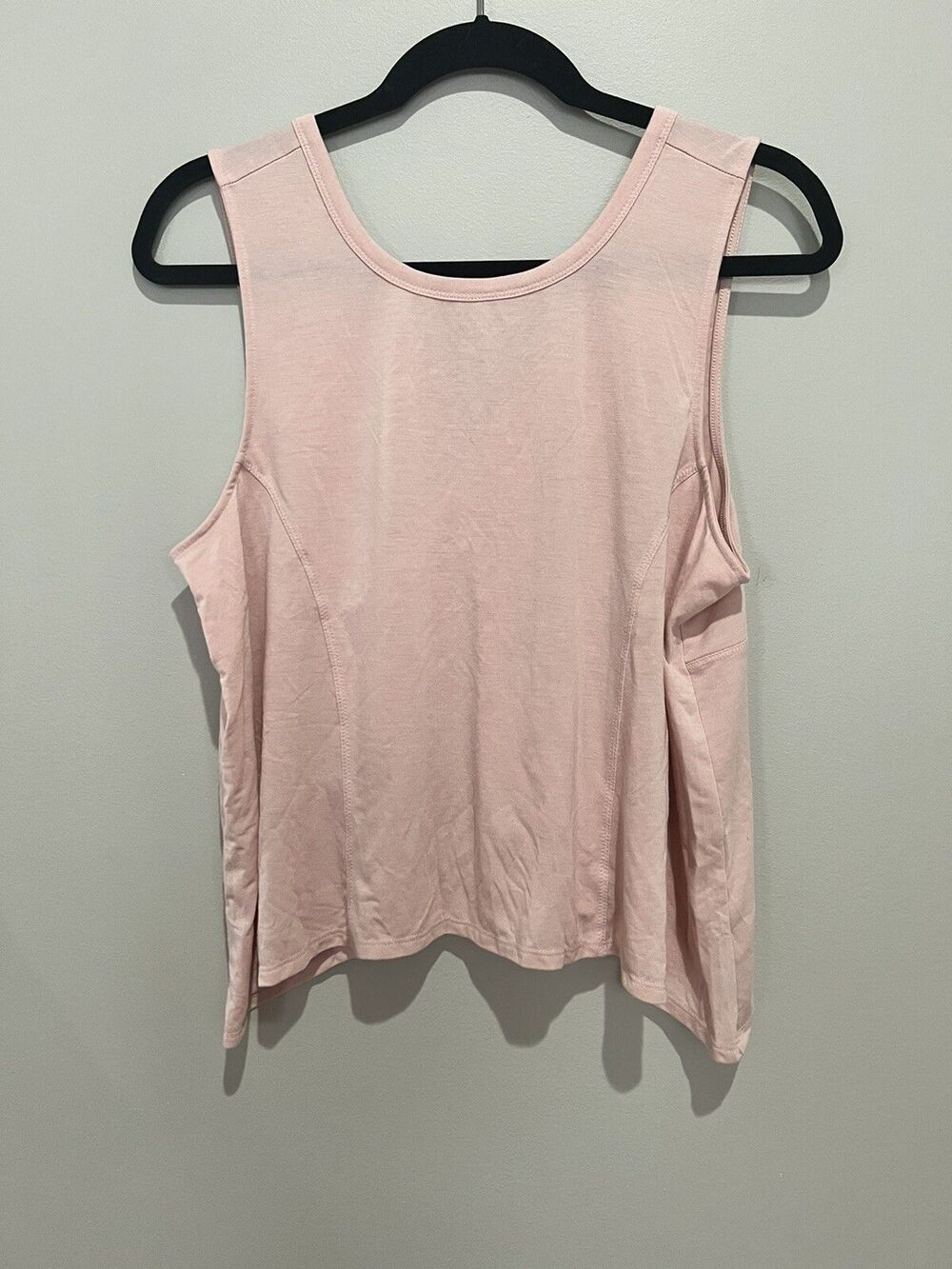 Old Navy Active UltraLite Large GoDry Pink Tank